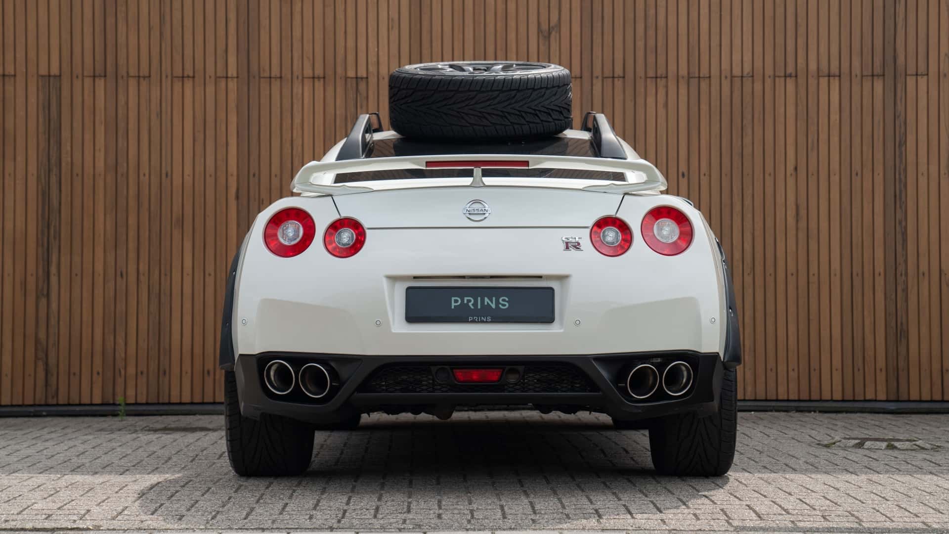 Nissan GT-R для внедорожья