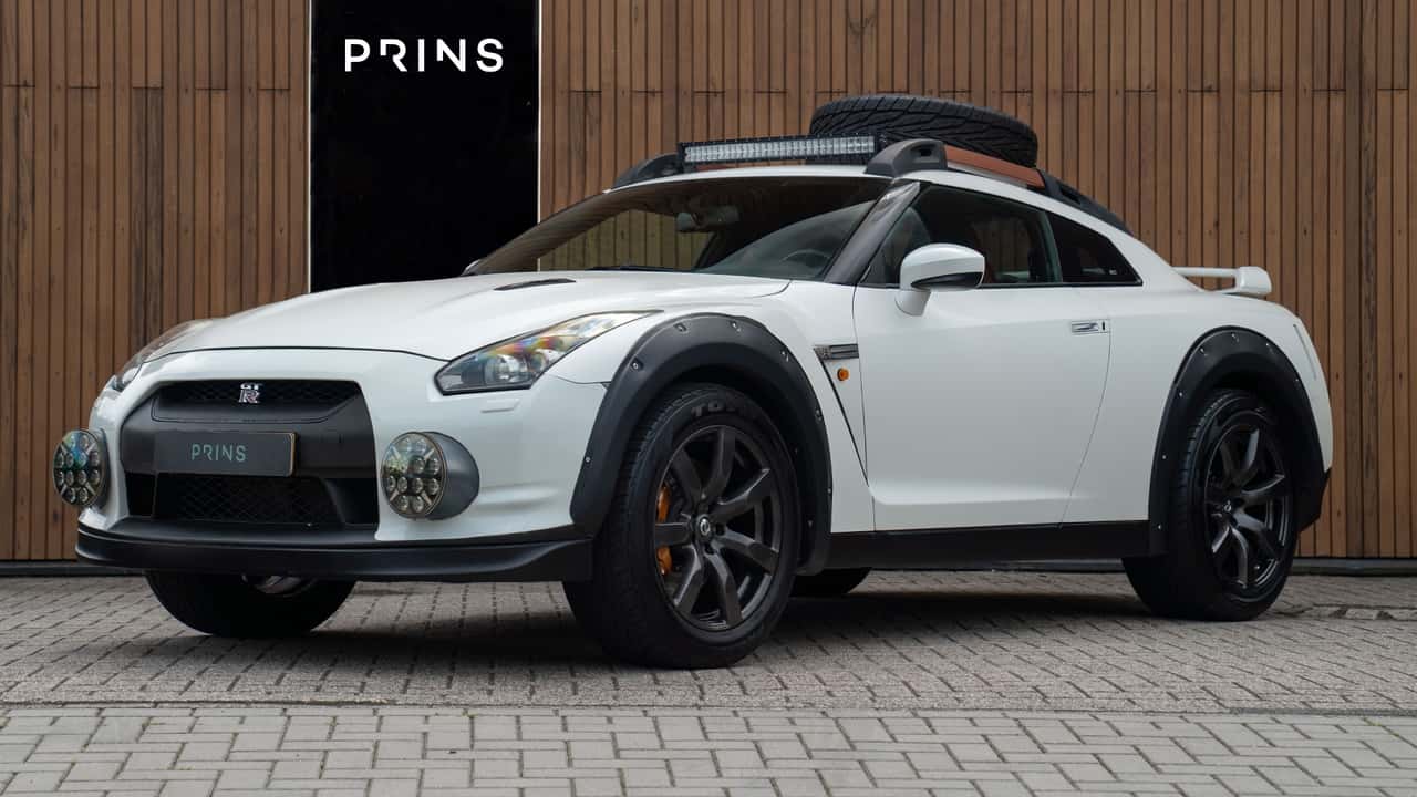 Nissan GT-R смело переосмысляет внедорожник.