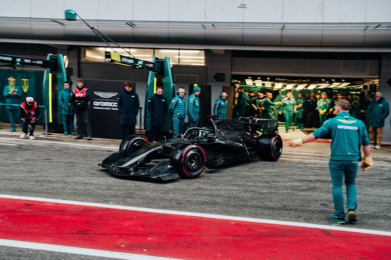 Aston Martin AMR26: вызовы Адриана Ньюи перед новой эрой Формулы 1