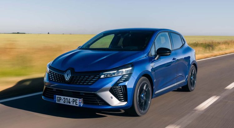 Французский автомобильный рынок продолжает падение в феврале 2026 года