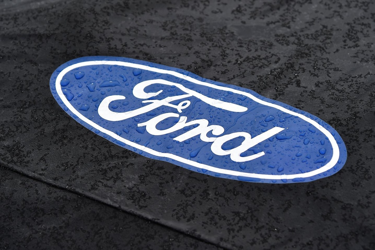 Ford возвращается в гонки с новым LMDh