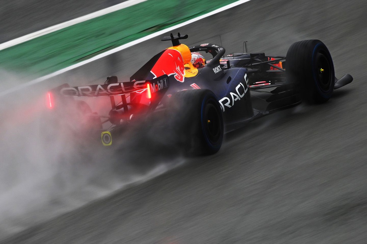 FIA ограничивает мощность электросистемы в дождь на Гран-при Майами