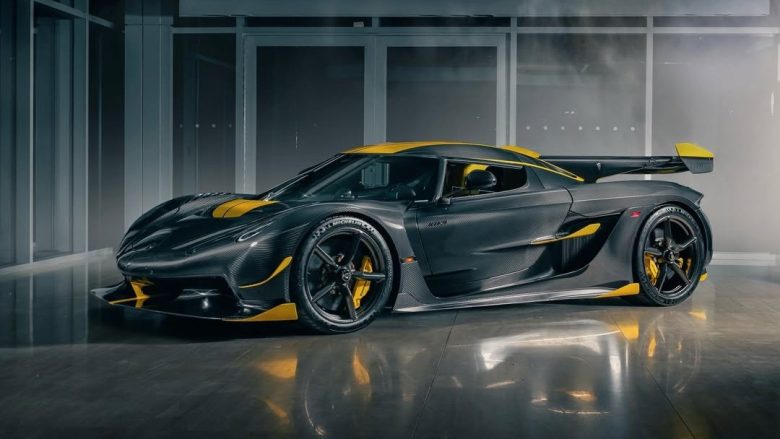 Первая Koenigsegg Jesko в Канаде: гиперкар в ярком желто-карбоновом…