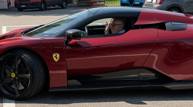 Пьеро Феррари замечен за рулем загадочной Ferrari F80: сын Энцо…