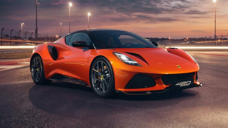 Lotus Emira 420 Sport: возвращение к чистым ощущениям от вождения