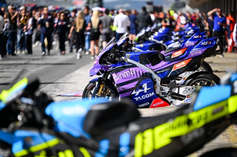 MotoGP: одна машина на пилота с 2027 года ради экономии?